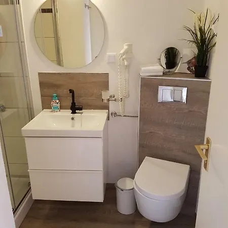 Mit Seeblick Vier Jahreszeiten * 고슬라르